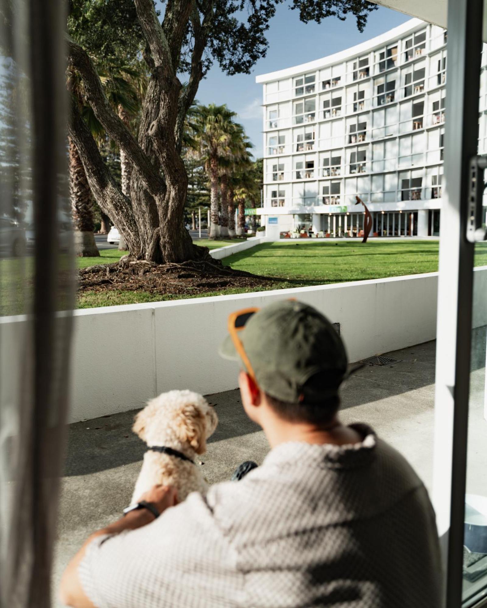 Scenic Hotel Te Pania Napier Bagian luar foto